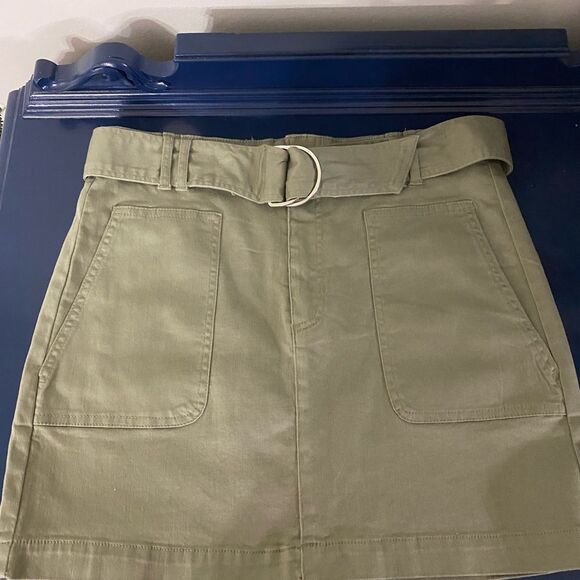 Francesca’s Harper Heritage Cargo Green Skirt - New without tags Size Medium - Picture 5 of 5